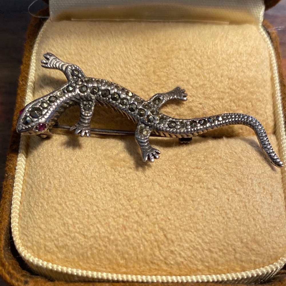 Sterling Silver & Marcasite Lizard Gecko Brooch